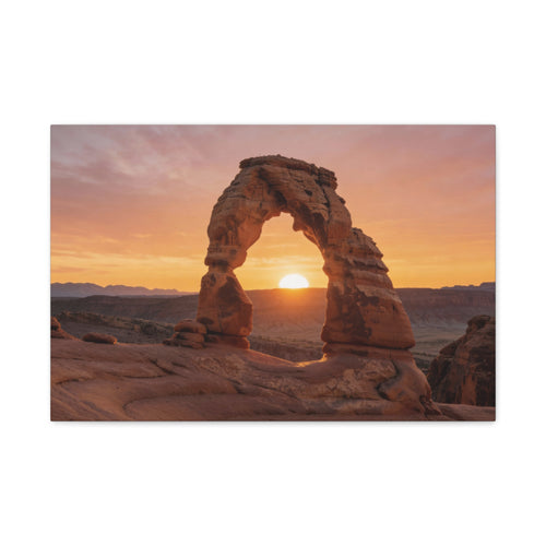 Arches National Park - Delicate Arch - Soft Golden Hour
